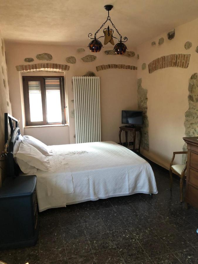 Hostal Locazione Turistica Il Bricchetto Parodi Ligure Exterior foto