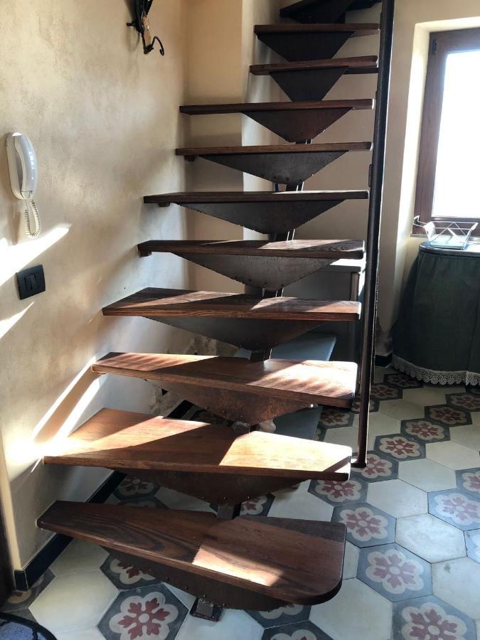 Hostal Locazione Turistica Il Bricchetto Parodi Ligure Exterior foto