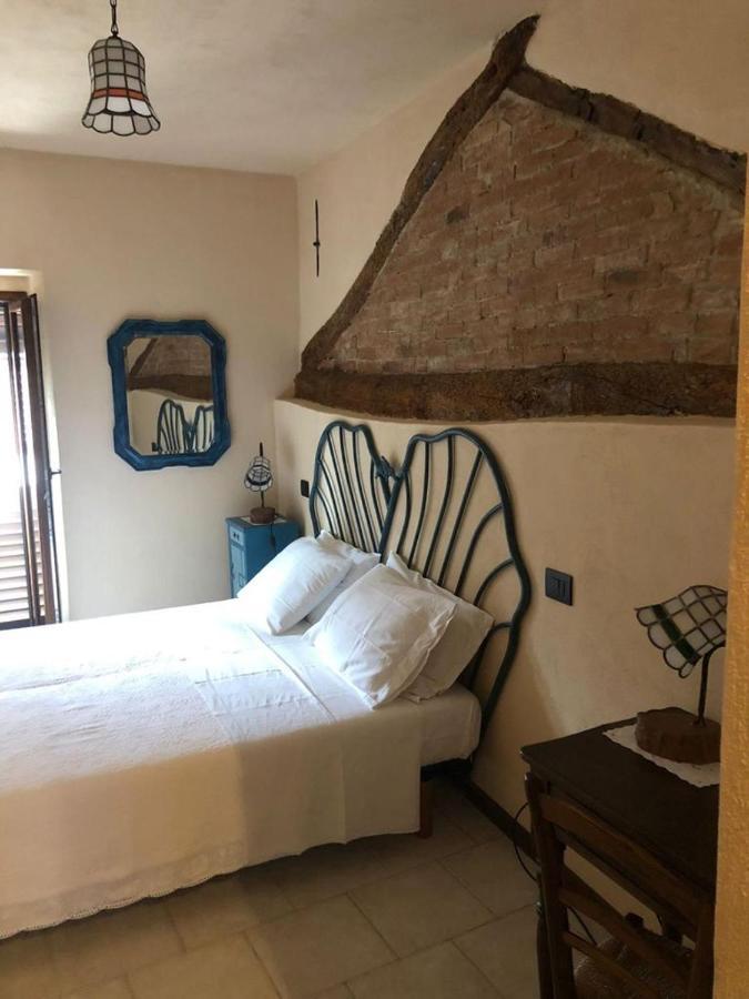 Hostal Locazione Turistica Il Bricchetto Parodi Ligure Exterior foto