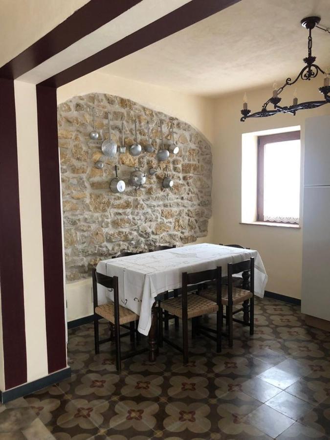 Hostal Locazione Turistica Il Bricchetto Parodi Ligure Exterior foto